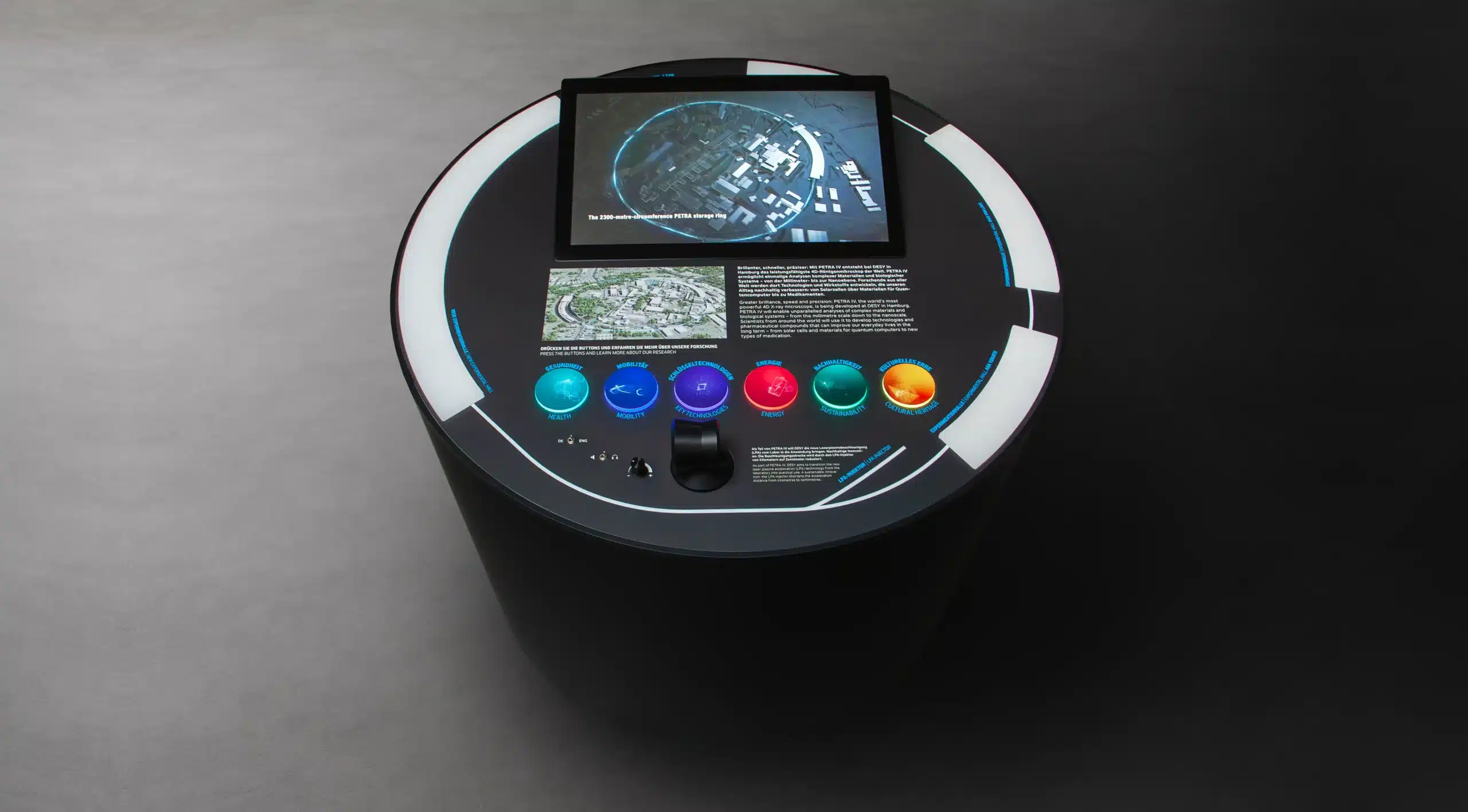 Interaktives Exponat zur Veranschaulichung des Teilchenbeschleunigers PETRA IV