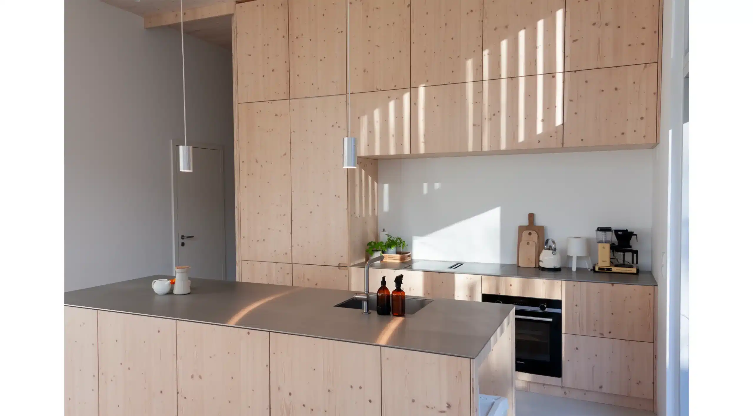 Innenausbau in moderner Holzbauweise von rotes pferd GmbH